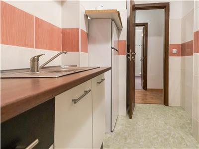 Apartament 2 camere, parcare subterana, 100 m de Iulius Mall!