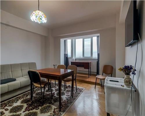 Apartament 3 camere decomandate, Piata Cipariu!