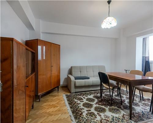 Apartament 3 camere decomandate, Piata Cipariu!