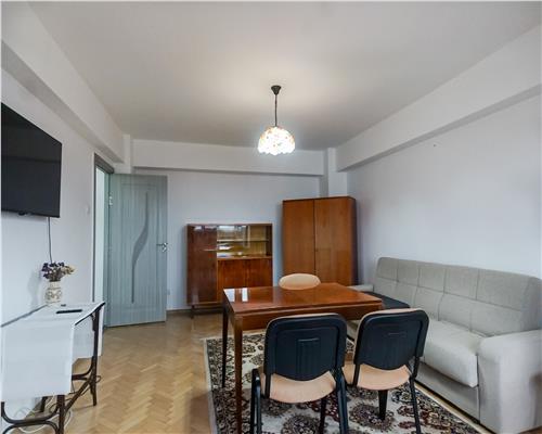 Apartament 3 camere decomandate, Piata Cipariu!