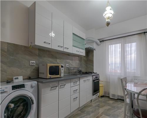 Apartament 3 camere decomandate, Piata Cipariu!